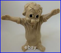 1970s 3D Store Display Child Wants a Hug Figurine Russ Wallace Berrie Large Rare