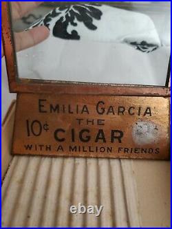 Antique Rare General Store Emilia Garcia Cigar Advertising Glass LID Display Box