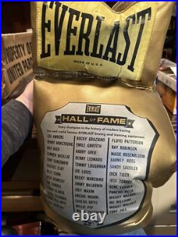 Boxing Glove Store Display Hall of Fame Cassius Clay Vintage Oversized RARE Boxing Glove Store Display Hall of Fame Cassius Clay Vintage Oversized RARE