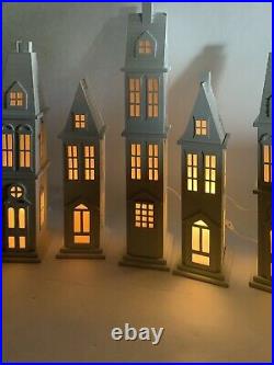 Dept 56 Christmas Village Store Window Display Winter Silhouette Treasures RARE