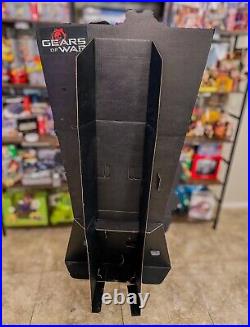 Gears of War 2006 Xbox 360 GAMESTOP Launch Store Display Standee RARE Microsoft