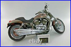 In Store Only Display Harley Davidson V-Rod VRSCA 100th Anniversary RARE