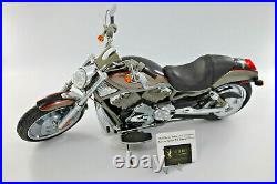 In Store Only Display Harley Davidson V-Rod VRSCA 100th Anniversary RARE