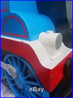 Large TOYS R US Thomas Figurine Store Display Rare Thomas The Train Toy 32x25x46