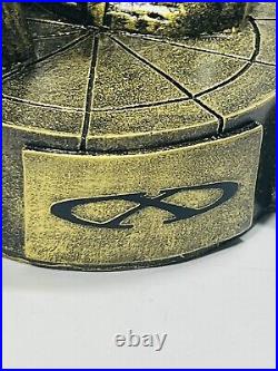 Oakley Custom Statue Trophy Mad Scientist Display Case Gold Edition X-Metal Rare