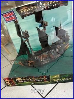 RARE 1017 Black Pearl Mega Bloks Store Display Pirates of the Caribbean