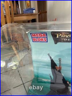RARE 1017 Black Pearl Mega Bloks Store Display Pirates of the Caribbean