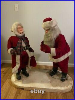 RARE Harold Gale Animated Store Display Mr. /Mrs. Santa Clause