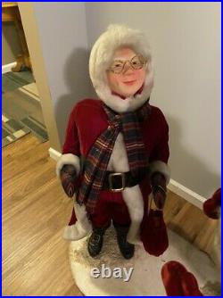 RARE Harold Gale Animated Store Display Mr. /Mrs. Santa Clause