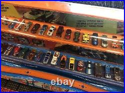 RARE Hot Wheels Store Display Toys R Us Exclusive Limited Edition 164 Scale