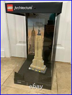 RARE LEGO STORE DISPLAY Empire State Building (21046) Complete, with Lights
