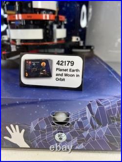 RARE STORE DISPLAY- LEGO 42179 Technic Planet Earth and Moon in Orbit