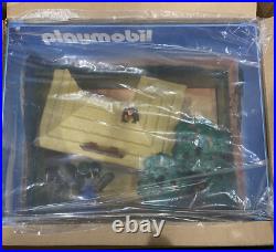 RARE STORE DISPLAY UNIT Playmobil Africa Wildlife Station Ranger's Hut 5907 4826