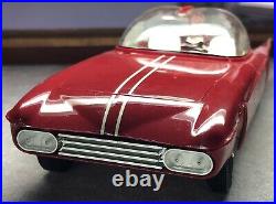 RARE Vintage 1964 Monogram Predicta Concept Car. Pro-built or store display