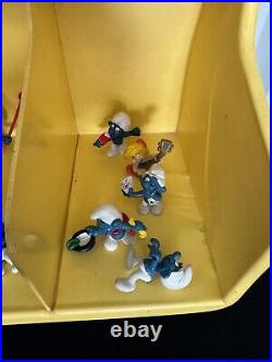 RARE! Vintage Collectors Center Store Display With Huge lot Of 42 Smurfs