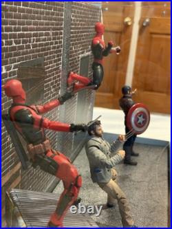 RARE Walmart Store Display Marvel Deadpool Spider Man Wolverine Captain America