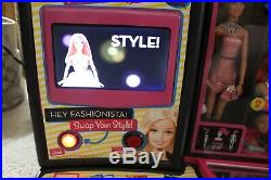 Rare 2010 Barbie Fashionistas Swappin' Styles Electronic Store Display