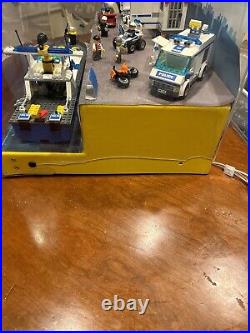 Rare 2011 Lego City Store Display