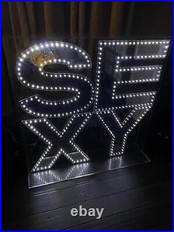 Rare HUGE Victoria's Secret SEXY LED Light UP Store Display SIGN PINK MIRROR WoW