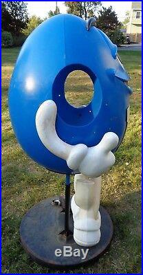 Rare LARGE Blue M&M's Store Display Wheels 4' Tall Metal Base-Pick Up New Jersey