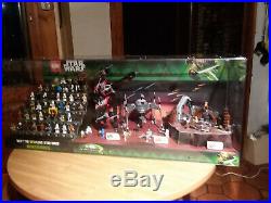 Rare Lego Star Wars Yoda Chronicles Retail Store Display (75018, 75017, 75016)