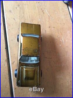 Rare Store Display redline Custom T-bird 1967 USA Gold No Black Roof White Intr