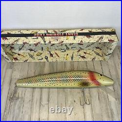 Rare Vintage 2002 Rivers Edge Products Giant 27 Store Display Fishing Lure /Box