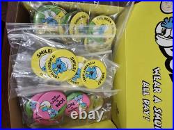 SMURFS Buttons Peyo Wallace Berrie & Company Store Display Of 90 1983 Rare J41