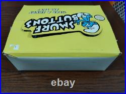 SMURFS Buttons Peyo Wallace Berrie & Company Store Display Of 90 1983 Rare J41