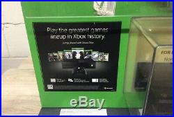 SUPER RARE Table Top Xbox One Kiosk Display FORMER TOYS R US STORE DISPLAY