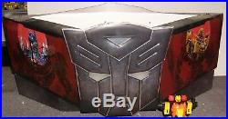 TRANSFORMERS 2007 Hasbro Movie Figure Target Store Display With Light Up Eyes RARE