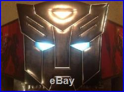 TRANSFORMERS 2007 Hasbro Movie Figure Target Store Display With Light Up Eyes RARE