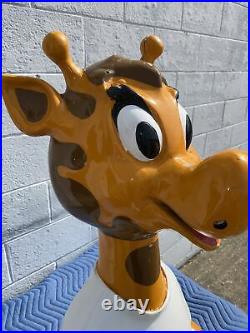 Toys R Us Geoffrey The Giraffe Vintage Mascot Store Display RARE & Fiberglass