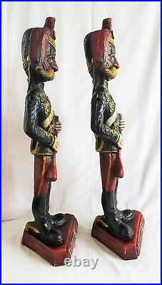 VTG Rare Pair Canterbury Belts Advertising Store Display Statues