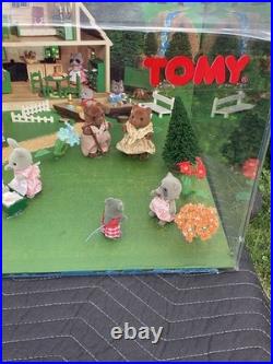 Vintage 1988 TOMY Sylvanian Families 25x15x18in Store Advertising Display RARE