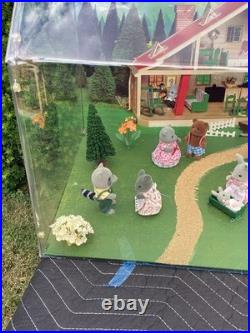 Vintage 1988 TOMY Sylvanian Families 25x15x18in Store Advertising Display RARE