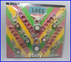 Vintage Gold Key Locks & Rings Store Display RARE NEW