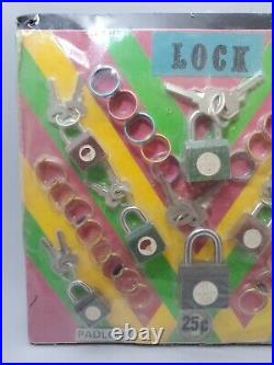 Vintage Gold Key Locks & Rings Store Display RARE NEW
