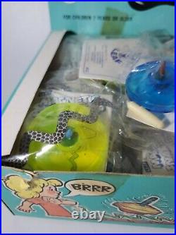 Vintage Magnetic Snake Top With Snakes And Orignal Display Box New Rare