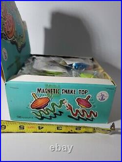 Vintage Magnetic Snake Top With Snakes And Orignal Display Box New Rare