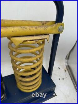 Vintage Monroe Shocks Worn vs New Shocks Interactive Store Display Rare