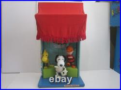 Vintage Peanuts Snoopy Pelham Marionette Puppet Animatronic Store Display RARE