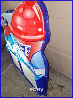 Vintage Rare ICEE Polar Bear Lighted Merchandiser Display Slush 120V Vintage Rare ICEE Polar Bear Lighted Merchandiser Display Slush 120V