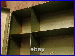 Vintage Rare Water Gremlin Store Display. Steel Dipsey Swivel Box. 9×3×2 PDQ