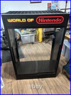 World of Nintendo ULTRA RARE AUTHENTIC video game display case store display