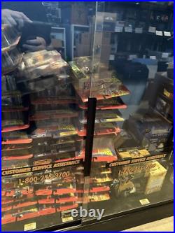 World of Nintendo ULTRA RARE AUTHENTIC video game display case store display LPU
