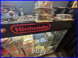 World of Nintendo ULTRA RARE AUTHENTIC video game display case store display LPU